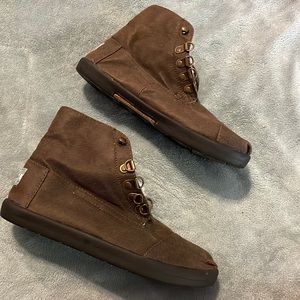 Brown Tom’s Boots